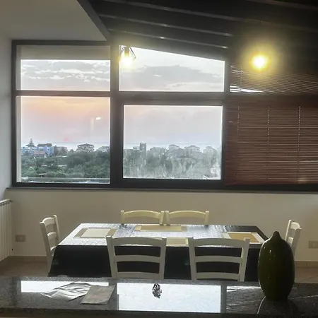 Roby's House Apartmán *